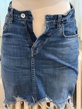 High-Rise Blue Denim Midi Skirt with Frayed Hem